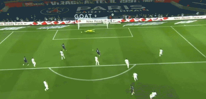 法甲赛报:姆巴佩伤愈退役 穆瓦尼传射破门 巴黎4-0马赛