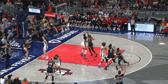 尽力吧！阿特金斯17投10中得到全场最高的27分 神秘队连胜结束